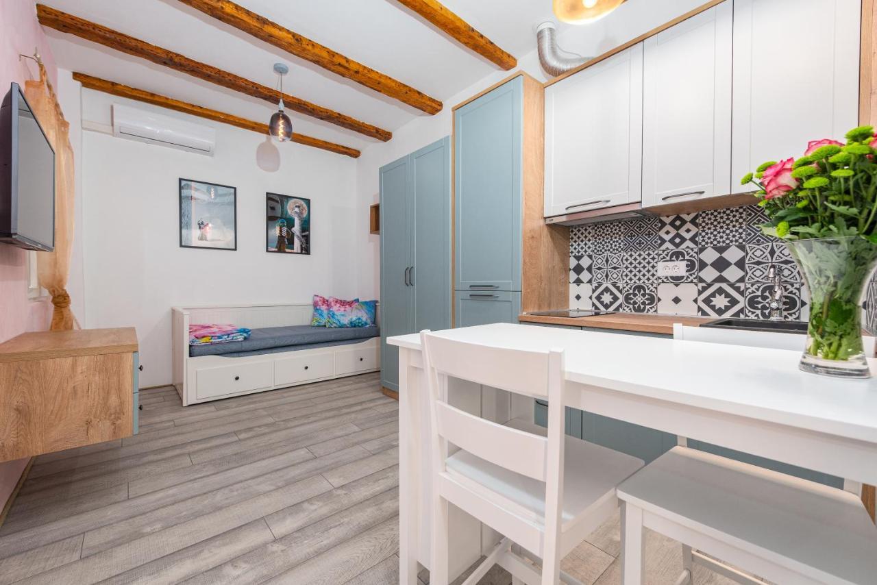 Ferienwohnung Angulus Zadar Exterior foto